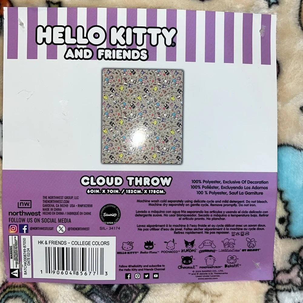 Hello Kitty and Friends throw blanket